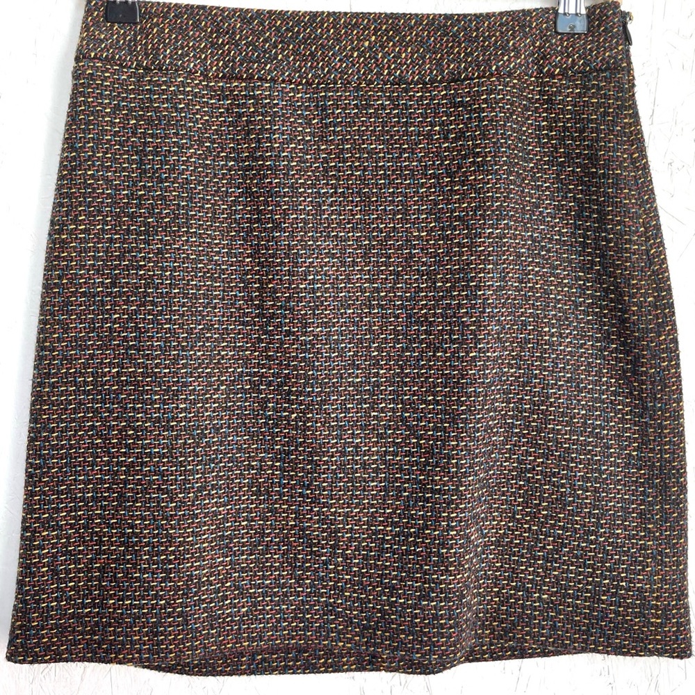 Ann Taylor LOFT Skirt - Women’s Size 2 - black with red, blue and yellow detail